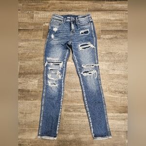 Women's Distressed Skinny Jeans